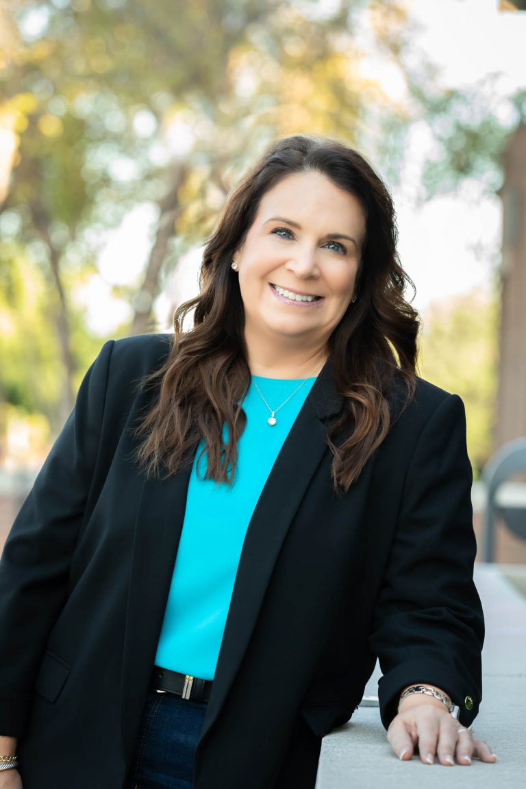Dallas Portrait Photographer | Lifestyle, Headshot, Business, Profile, DFW | FarahJ Photography
