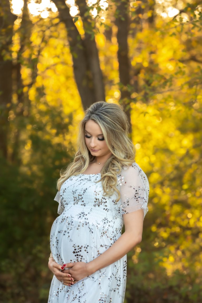 Dallas Maternity Photoshoot | FarahJ Photography