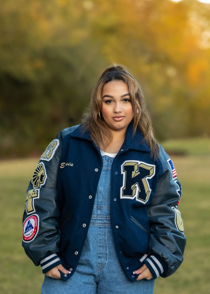 FarahJ Photography | Dallas Fort Worth Photographer | Senior Portraits, Couples, Family, Headshots, & More