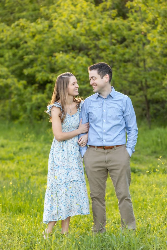 FarahJ Photography | Dallas Fort Worth Photographer | Senior Portraits, Couples, Family, Headshots, & More
