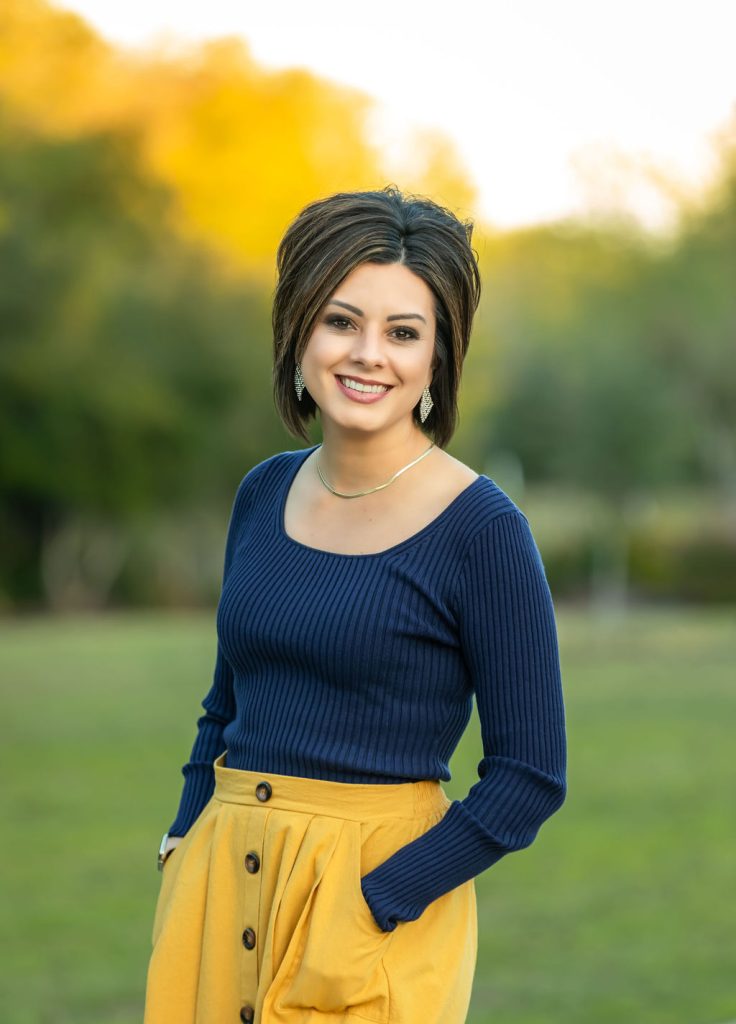 Dallas Portrait Photographer | Lifestyle, Headshot, Business, Profile, DFW| FarahJ Photography