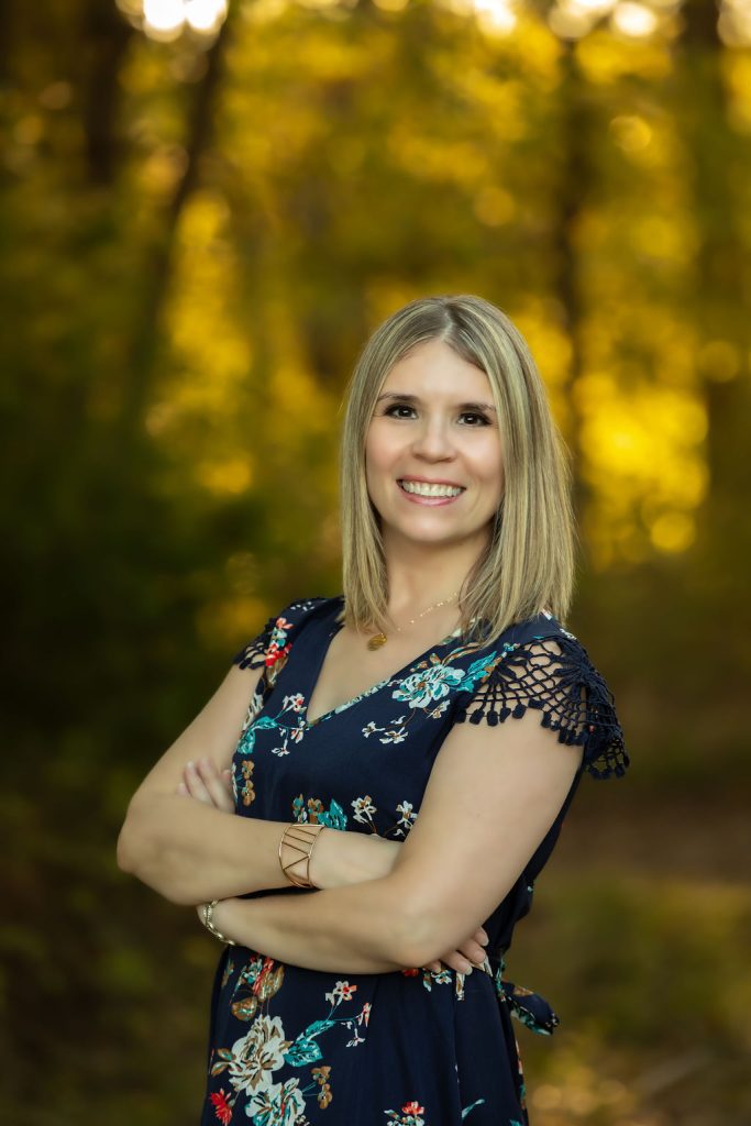 Dallas Portrait Photographer | Lifestyle, Headshot, Business, Profile, DFW| FarahJ Photography