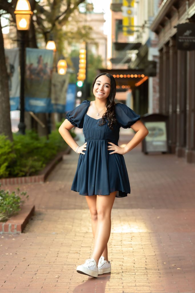 FarahJ Photography | Dallas Ft Worth Senior Photographer | Downtown Fort Worth