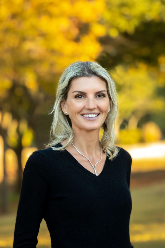 Dallas Portrait Photographer | Lifestyle, Headshot, Business, Profile, DFW| FarahJ Photography