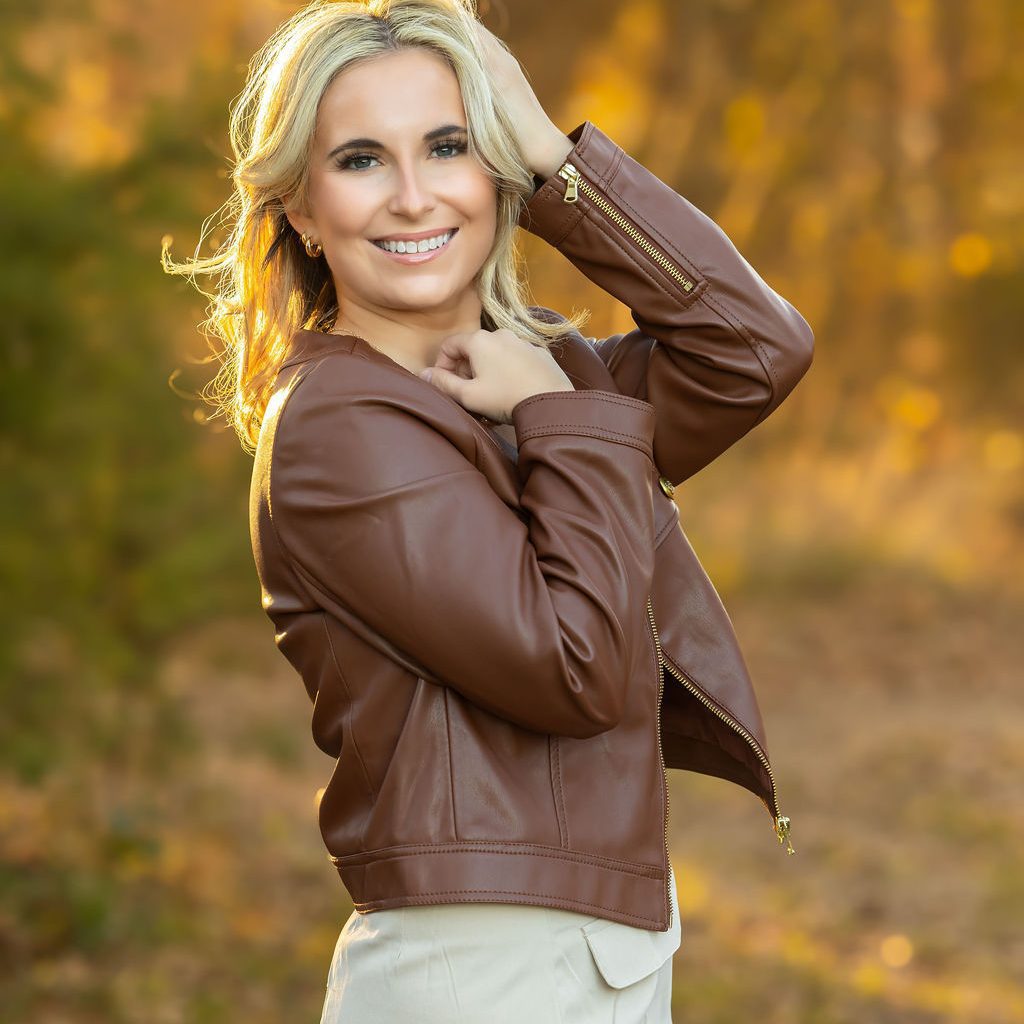 How to pose: womens poses, children, senior, and more learn how to pose in photoshoots from a dallas photographer