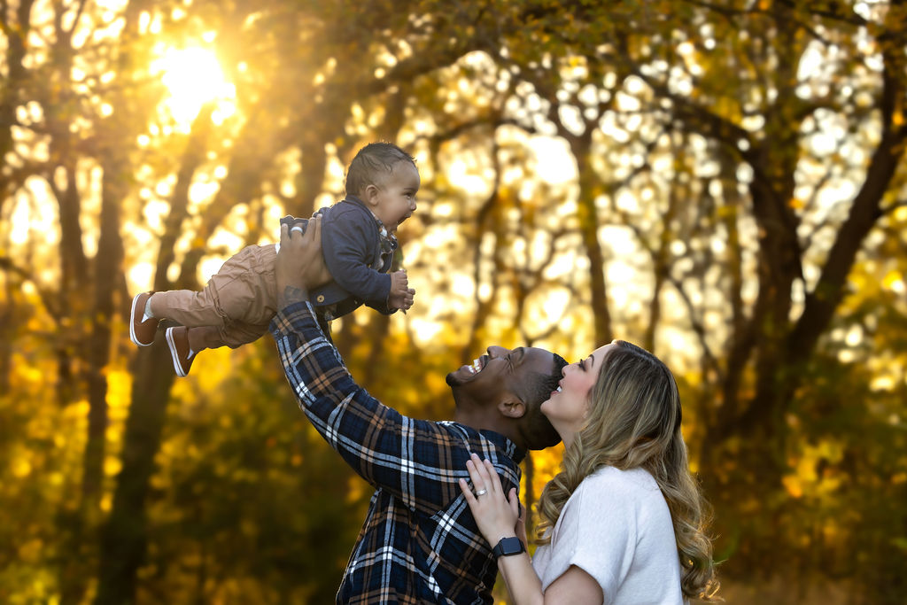 FarahJ Photography | Dallas Fort Worth Photographer | Senior Portraits, Couples, Family, Headshots, & More
