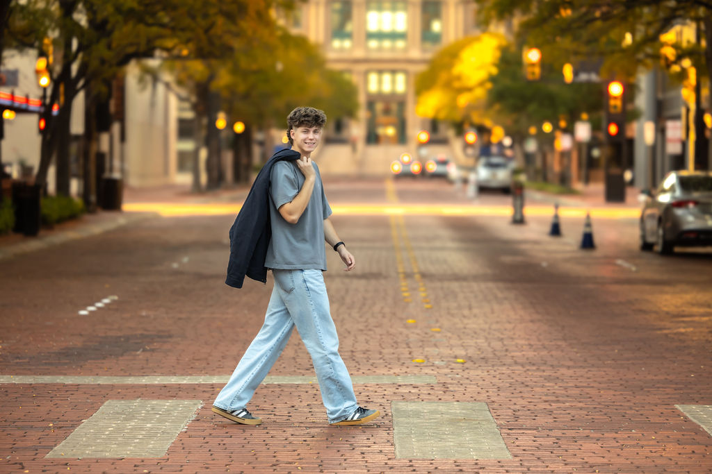 FarahJ Photography | Dallas Fort Worth Photographer | Senior Portraits, Couples, Family, Headshots, & More