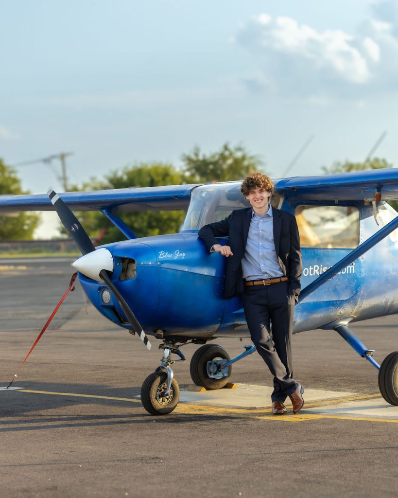 FarahJ Photography | Dallas Fort Worth Photographer | Senior Portraits, Couples, Family, Headshots, & More