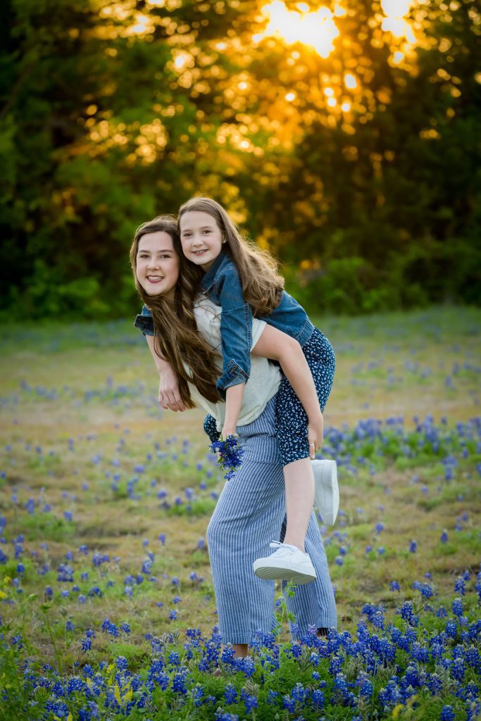 FarahJ Photography | Dallas Fort Worth Photographer | Senior Portraits, Couples, Family, Headshots, & More
